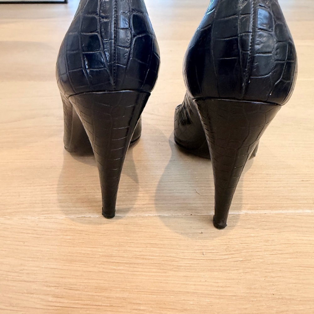 Prada Black Croc-Embossed Pointed Toe Heels - Picture 2 of 3